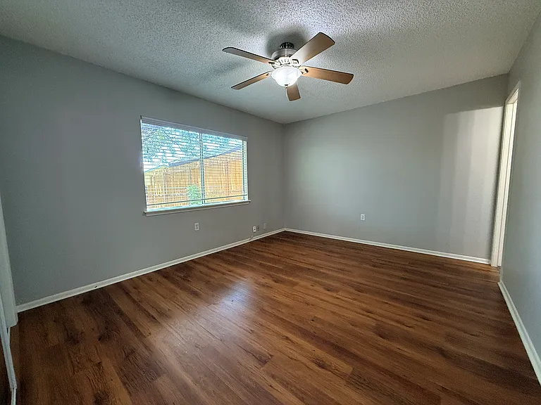 16611 Wolf Rdg — Photo 10