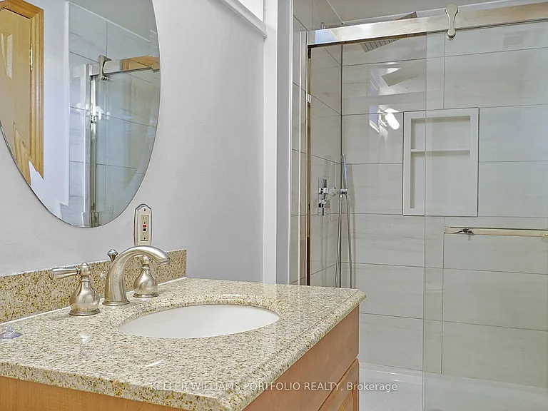 68 Athabasca St — Photo 35