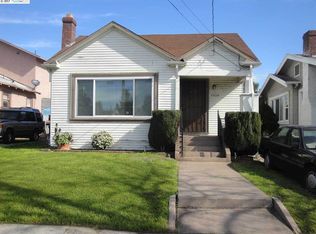 7038 Arthur St, Oakland, CA 94605