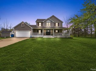 1128 N Morrish Rd, Flint, MI 48532