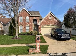 1040 Saratoga Springs Ct, Florissant, MO 63034