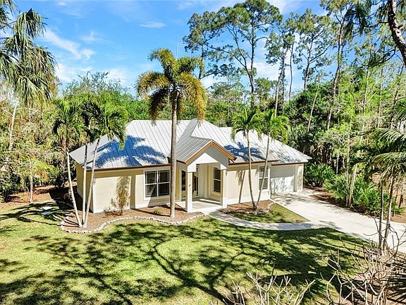 3rd image of 5660 English Oaks LN