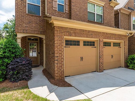 2nd image of 2156 Caswell Cir