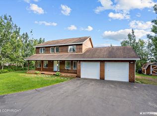 1260 E Woodcrest Dr, Wasilla, AK 99654