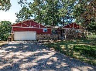 1911 Rosewood Dr, Benton, AR 72015