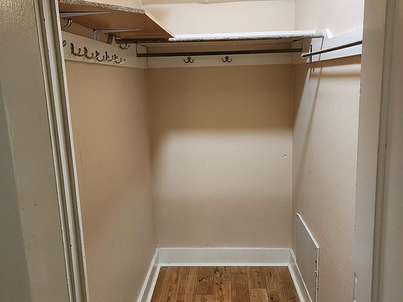 5th image of 801 W Ferry St #D