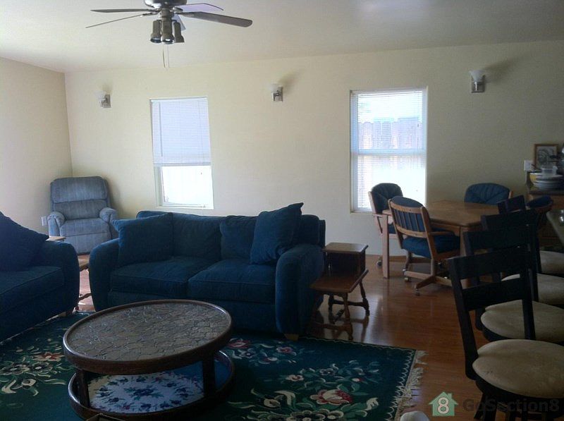 2nd image of 1209 Naranca Ave