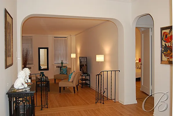 Sold by Bellmarc Realty | media 3