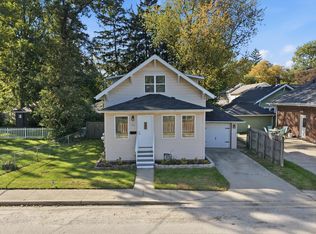 354 Valparaiso St, Valparaiso, IN 46383