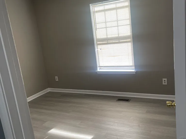 630 Courtland St #630 — Photo 27