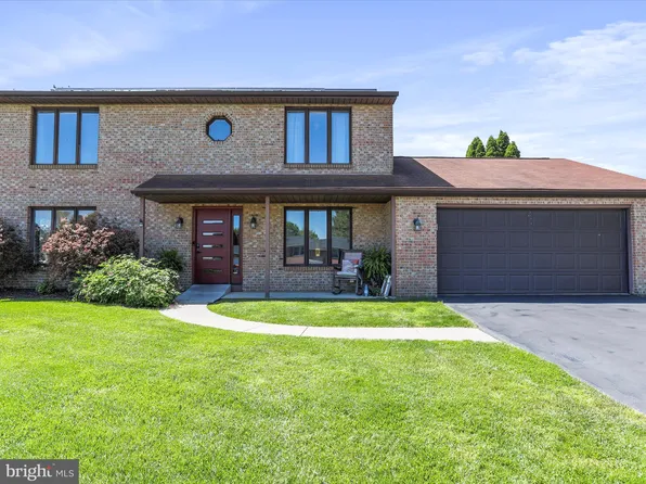 405 Kingswood Ter, Hagerstown, MD 21742