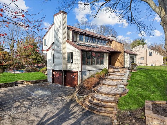 2nd image of 3 Indian Valley Road