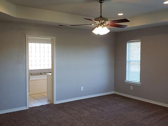 5th image of 3130 Lake Arthur Dr