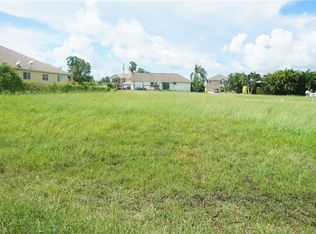 2319 SW 28th St, Cape Coral, FL 33914