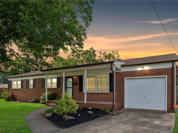 362 King Christian Cir, Virginia Beach, VA 23462