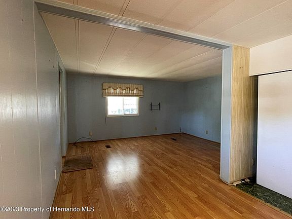 3rd image of 8069 Dellrose Ave