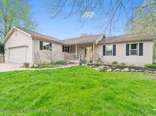 1173 Russell Lea Dr, Charlotte, MI 48813