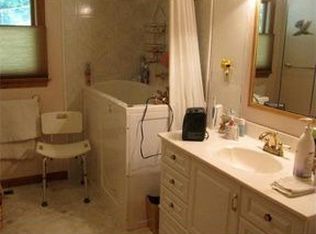 164 Brickyard Rd, Southampton, MA 01073