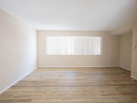 2nd image of 1633 W 147th St APT I