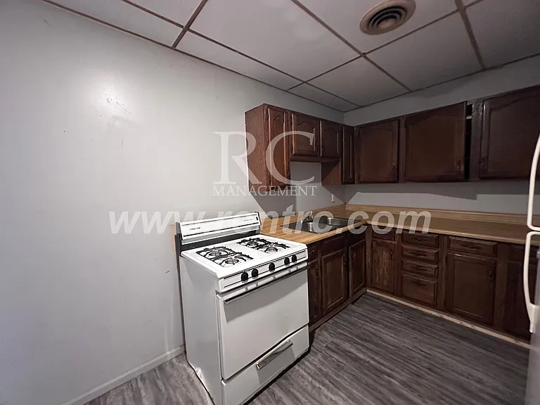 425-3B N Vermilion St #N — Photo 2