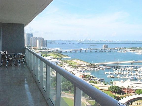 2nd image of 50 Biscayne Blvd APT 2298