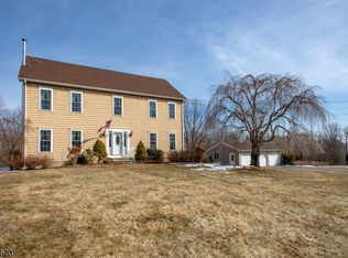 28 Sally Harden Rd, Wantage, NJ 07461