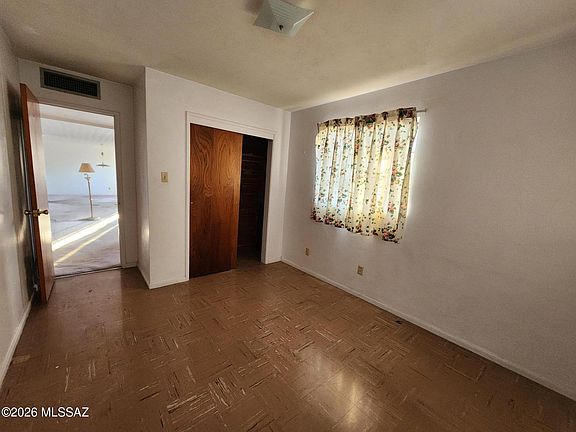 5th image of 5952 E Eli St