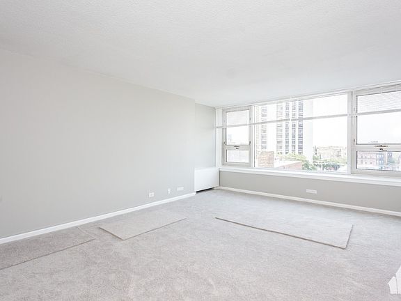 5th image of 2728 N Hampden Ct APT 604B