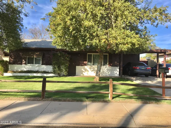 6720 W MEDLOCK Drive, Glendale, AZ 85303