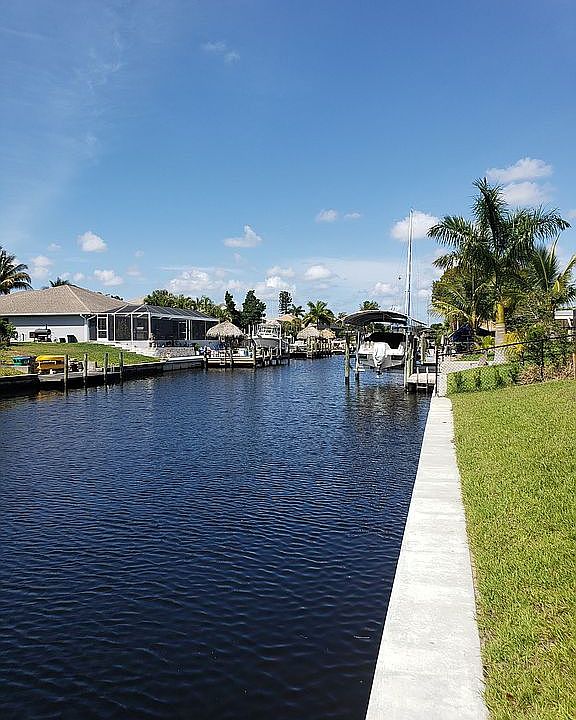 1st image of 1976 Coral Point Dr