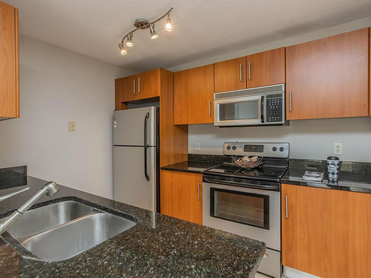 2790 Mayport Rd #21B, Atlantic Beach, FL 32233 | Zillow