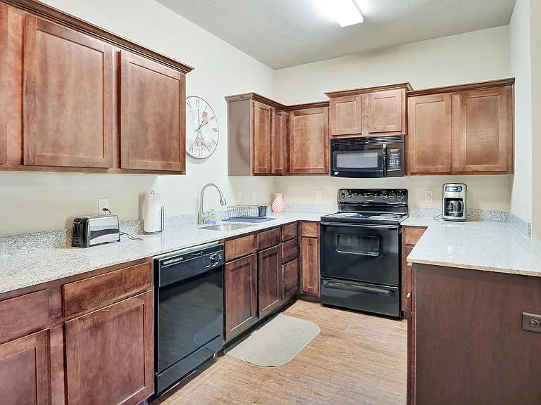 The Reserve at Chaffee Crossing Apartment Homes & Townhomes — Photo 6