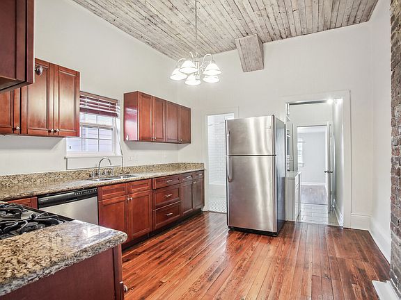 5th image of 8627 Plum St