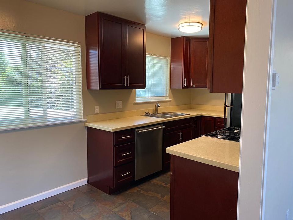 Kitchen with Pool View