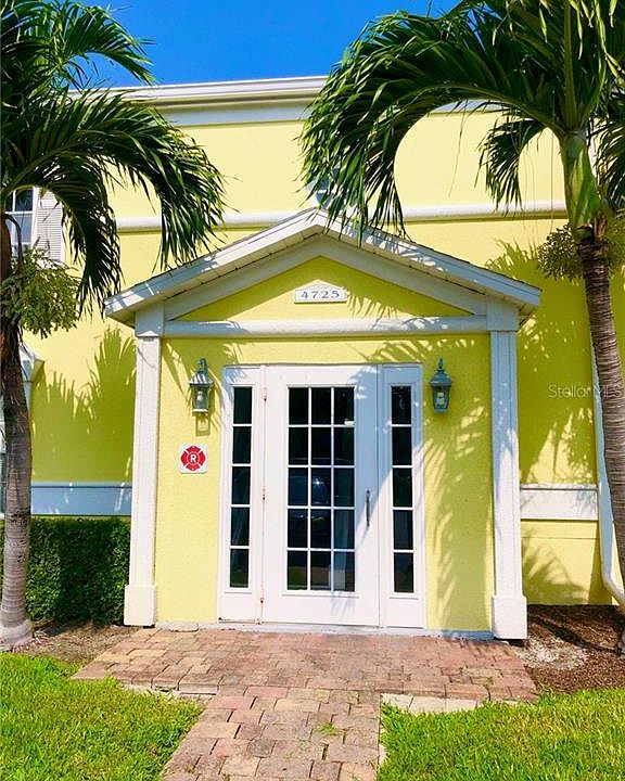 1st image of 4725 Coquina Key Dr SE APT B