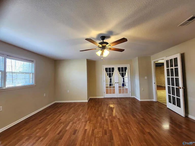 6107 Trailwood Dr — Photo 8