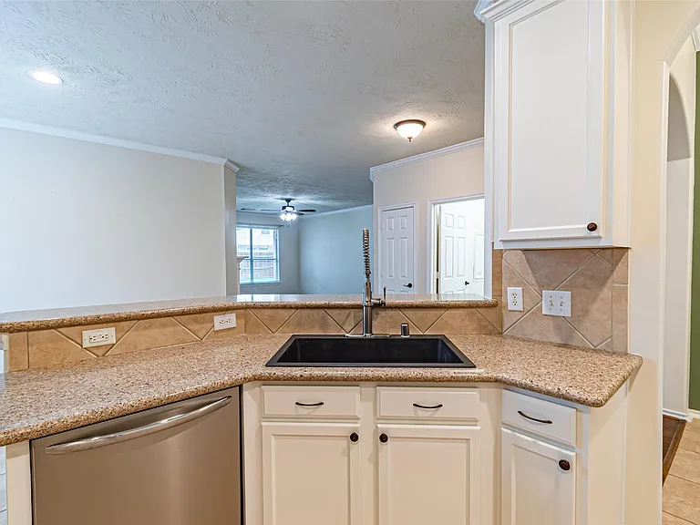 17911 Serene Shore Dr — Photo 18