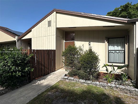 3rd image of 11703 Timbers Way #11703