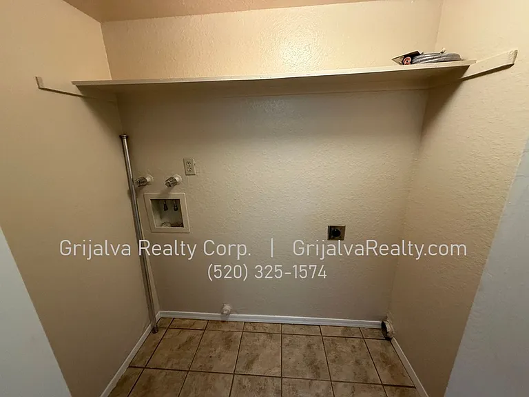 2833 Flanwill Maintenance — Photo 10