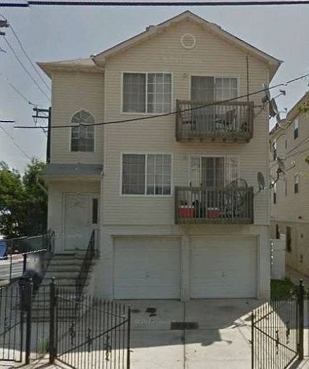 1st image of 216-218 Mt Pleasant Ave