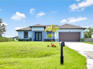 550 Lone Star Ln, Lehigh Acres, FL 33974