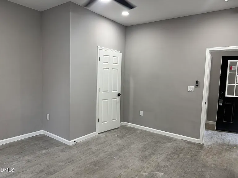 1012 S Franklin St — Photo 18