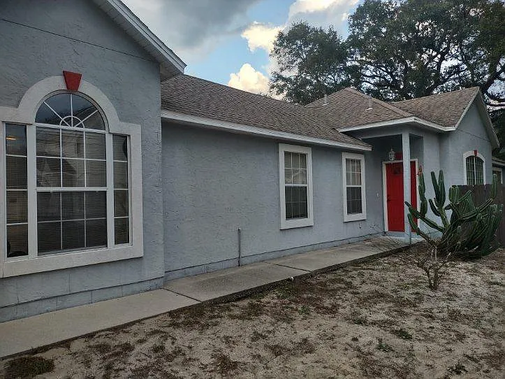 2418 Hydrangea St — Photo 2