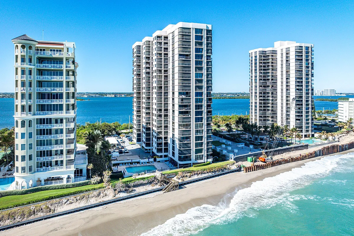 Building Photo - 5380 N Ocean Dr #6C