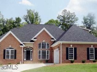 693 Mallard Landing Blvd, Clemmons, NC 27012