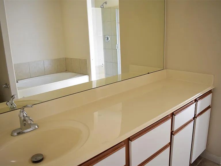 3610 Barkers Crossing Ave — Photo 18