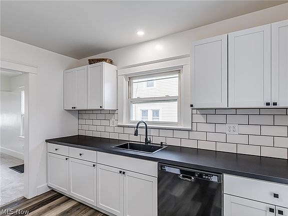 2nd image of 577 Essex St