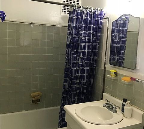 5th image of 136-30 Sanford Ave APT 6N