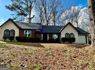 3821 River Rd, Ellenwood, GA 30294