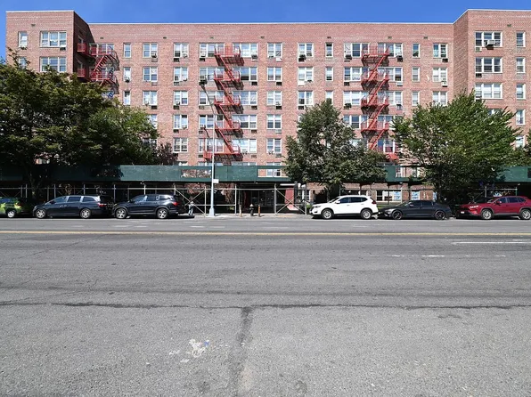 7000 Bay Pkwy APT 5J, Brooklyn, NY 11204